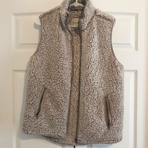 **FLEECE VEST** by Thread & Supply